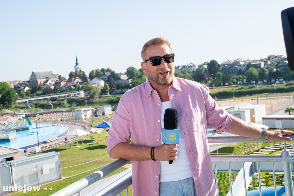 Upalna pogoda z Uniejowa na antenie DD TVN [FOTO]
