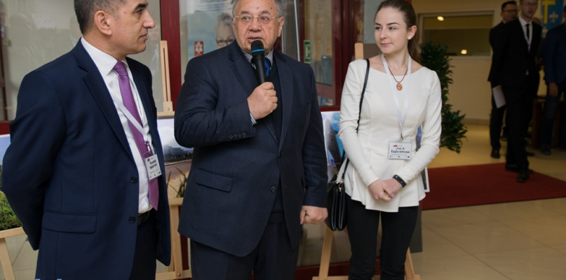 W Uniejowie obecny był również ambasador Azerbejdżanu.