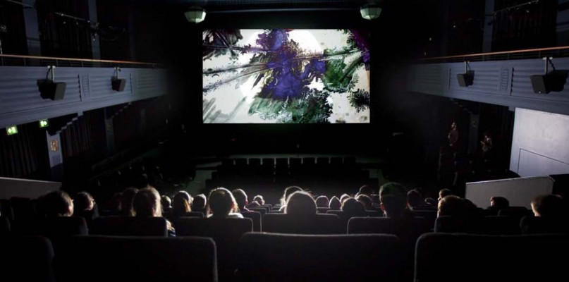 Gdzie uniejowianie jeżdżą do kina? [zobacz co grają kina w okolicy]