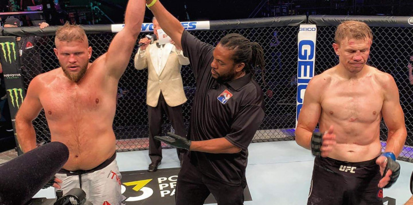 facebook.com/MMA.Marcin.Tybura