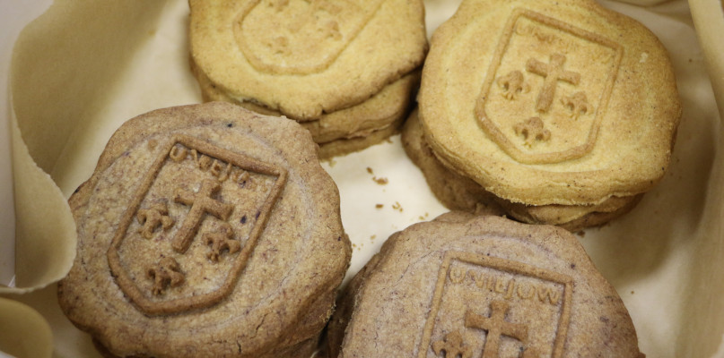 Ciasteczka Herbowe, czyli słodka pamiątka z Uniejowa wkrótce w sprzedaży