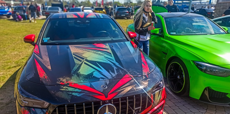 Zlot ,,Moto Fest Uniejów'' zorganizowali 9 maja 2021 roku ,,Autopasjonaci Łódzkie". Do Uniejowa z całego kraju zjechali amatorzy motoryzacji, którzy co roku organizują tego typu spotkania na facebookowych grupach.