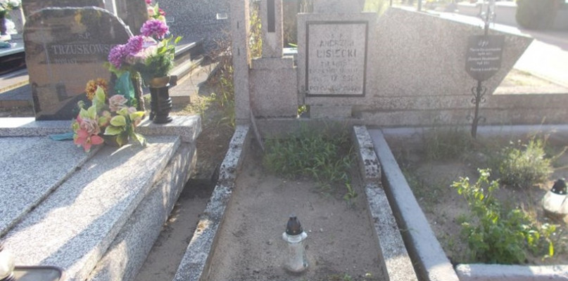 ANDRZEJ LISIECKI  LAT 57  ROZSTRZELANY PRZEZ NIEMCÓW  7 WRZEŚNIA 1939 R.  W UNIEJOWIE