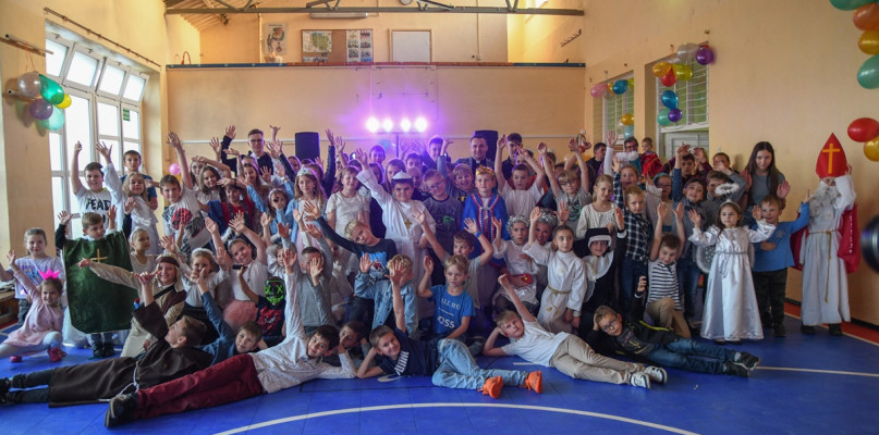 Bal Wszystkich Świętych 2022 w Uniejowie 