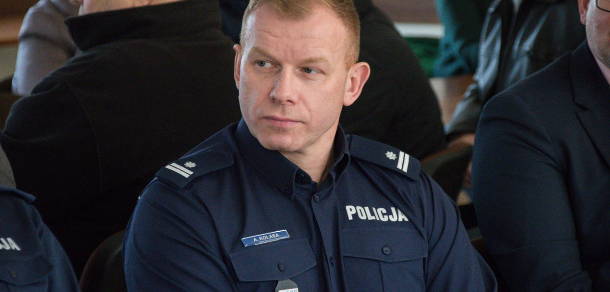 Podinspektor Adam Kolasa od 18 lutego 2023 roku pełni obowiązki Komendanta Powiatowego Policji w Poddębicach. Fot. Michał Kubacki