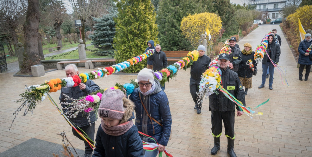 Ponad 16 lat ma już konkurs na największą palmę, który organizowany jest w kościele p.w św. Wojciecha i Stanisława w Wilamowie (gmina Uniejów). 