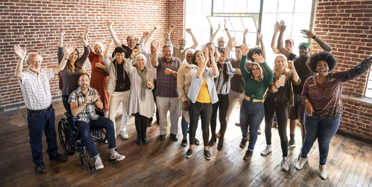 Komunikacja werbalna i niewerbalna – jakie znaczenie ma w pracy?