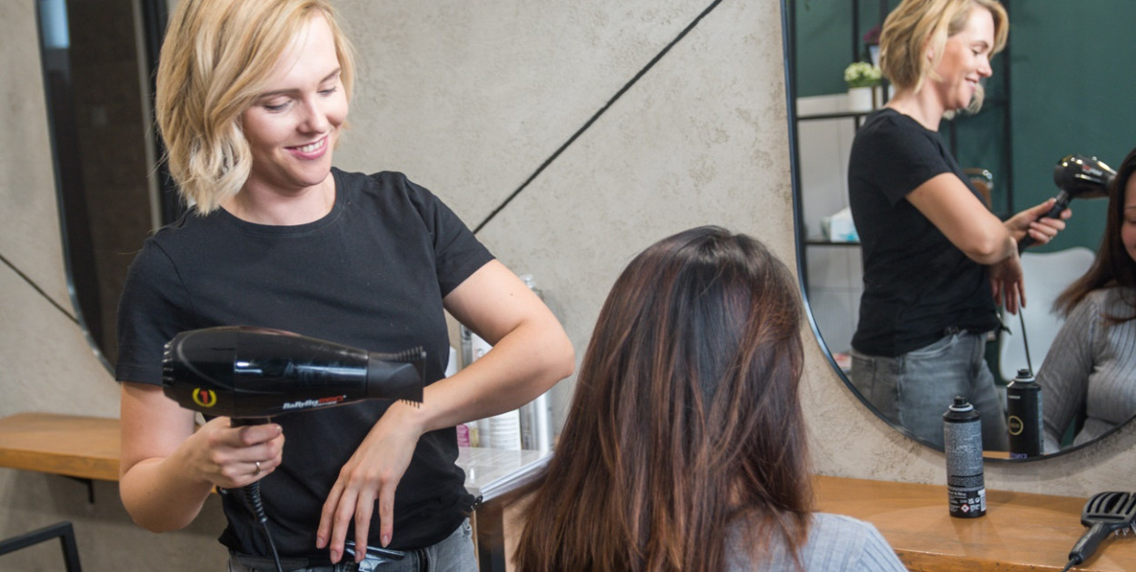 W Uniejowie otwarto nowe Studio Fryzjerskie