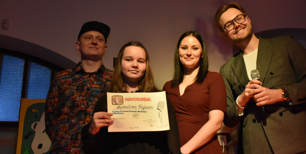 Najlepsi młodzi wokaliści z gminy Uniejów nagrodzeni. Oto wyróżnieni