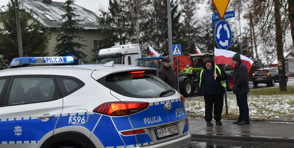 Rolnicy znowu strajkowali. Tak wyglądał protest w Uniejowie? [ZDJĘCIA, WIDEO]