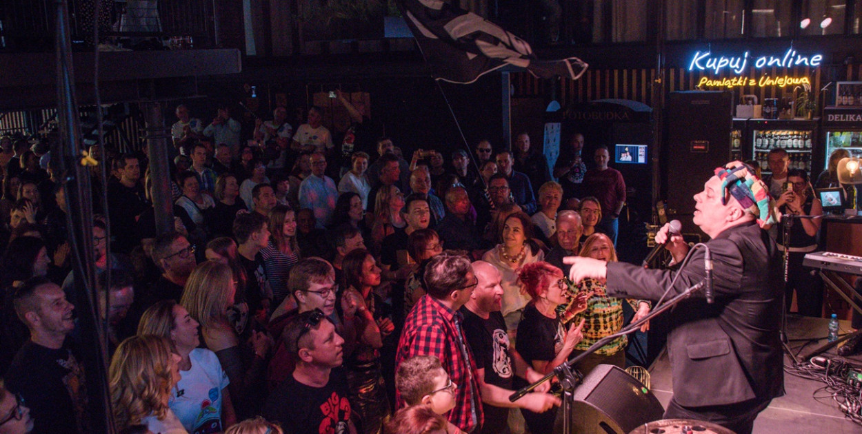 Muzycznie w Browarze Wiatr. Na scenie wystąpił zespół Big Cyc [ZDJĘCIA]