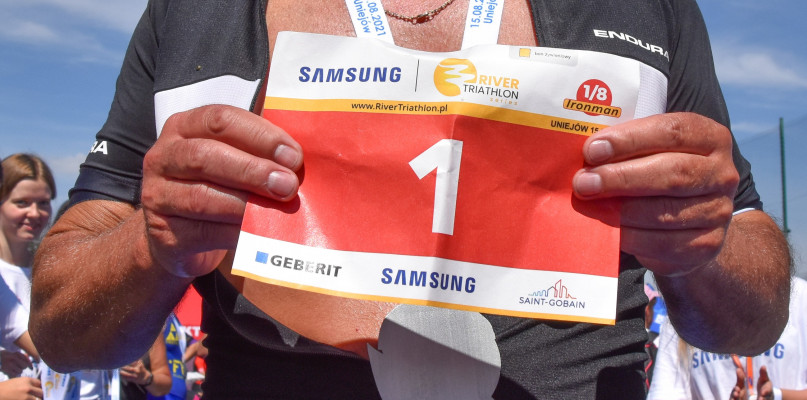 Zwycięzca jednej z licytacji WOŚP w Uniejowie będzie mógł wystartować w tegorocznych zawodach Samsung River Triathlon Series 2022 z numerem 1!!!