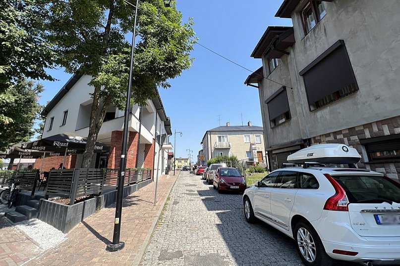 Zobacz zdjęcia z dzisiaj i 2013 roku z google street view