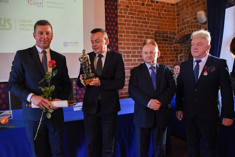 Uniejów  10-lecie nadania statusu uzdrowiska -konferencja