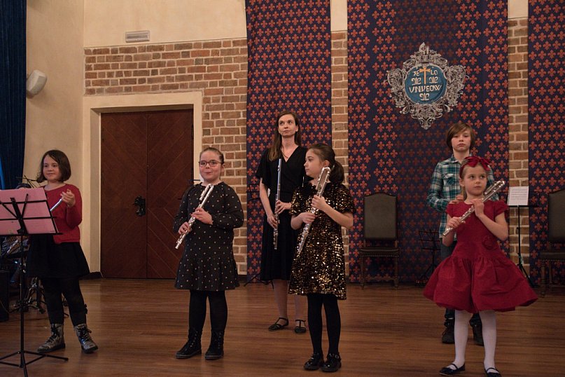 Warsztaty &quot;Suzuki&quot; w Uniejowie zakończone koncertem