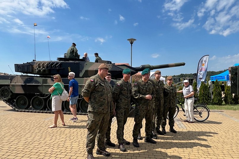 Piknik wojskowy w Uniejowie