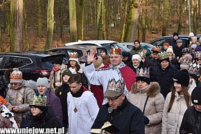 10. Orszak Trzech Króli przeszedł ulicami Uniejowa-2152