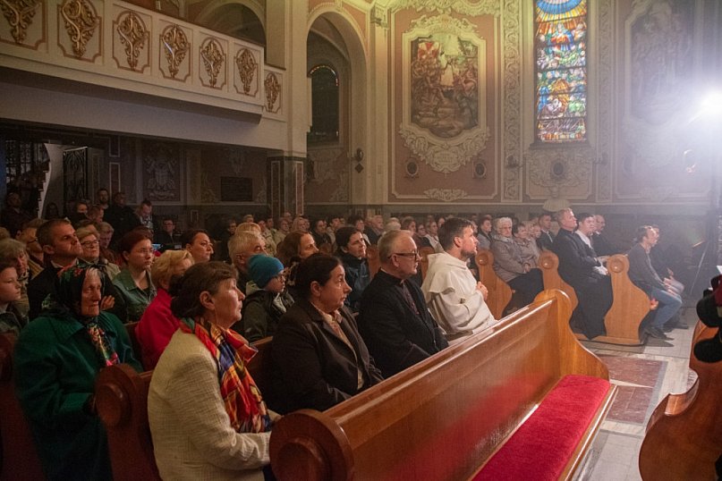 Spycimierz. Uroczyste odsłonięcie kopii Cudownego Obrazu Matki Bożej Jasnogórskiej