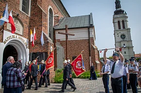 Uniejów ma bazylikę. W odpust odbyły się wyjątkowe uroczystości-2266