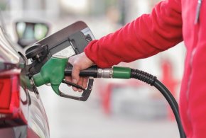 Ceny paliw. Kierowcy nie odczują zmian, eksperci mówią o "napiętej sytuacji"-11202