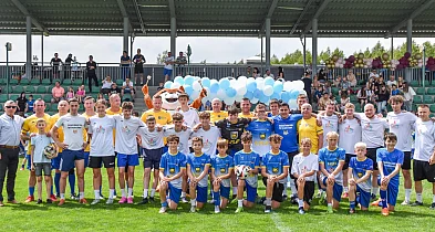 Piłkarski Dzień Dziecka z Uniejowską Akademią Futbolu. Kto zagrał na boisku?-15762