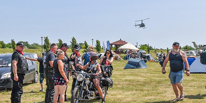 Motocykle zjechały kolejny raz do Uniejowa [FOTO]