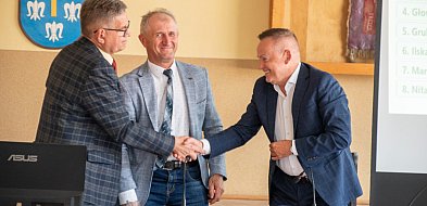 Burmistrz Uniejowa z wotum zaufania i absolutorium za 2024 rok. Jak wyglądał budże-16051