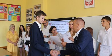 Można składać wnioski o stypendium Burmistrza Uniejowa-16131