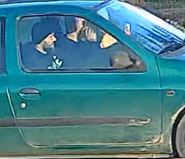 Policjanci z Uniejowa poszukują sprawcy włamania-16215