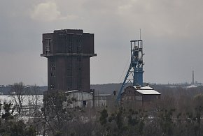 Pięcioletnie urlopy i nawet 170 tys. zł odprawy. Zmiany dla dużej grupy-16842