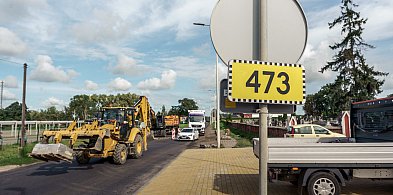 Nowa nawierzchnia na ulicy Dąbskiej w Uniejowie-16917