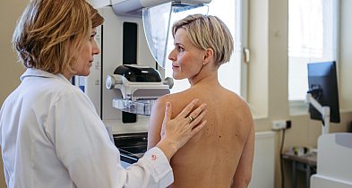 Październik miesiącem profilaktyki raka piersi. Bezpłatna Mammografia -17007