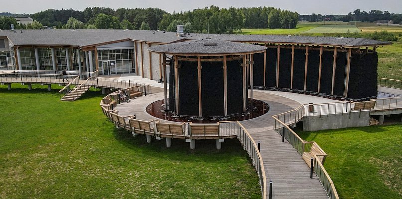 Podpisano umowę na montaż instalacji fotowoltaicznej przy uniejowskiej tężni - 17174