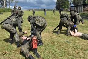 Setki tysięcy Polaków pójdą na szkolenie. Wojsko otwiera drzwi dla cywilów-17328