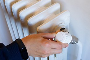 Kaloryfer zakręcony? I tak zapłacisz. Nowe prawo uderzy w lokatorów-17410