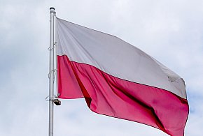 Godło i flaga mogą wyglądać inaczej. Ruszyły prace nad symbolami państwowymi-17800