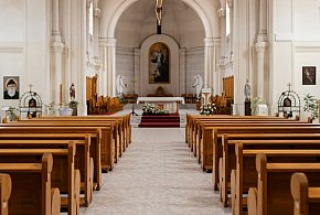 Miliony na Kościół w 2026 roku. Państwo co roku dokłada do duchownych-17851