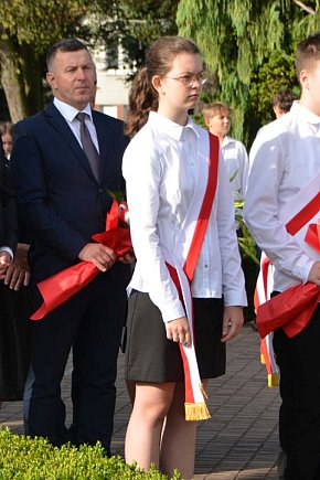 W Uniejowie upamiętniono 86. rocznicę wybuchu II wojny światowej-2356