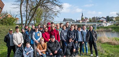 Uniejów kolejny raz przyłącza się do akcji Sprzątanie brzegów Warty