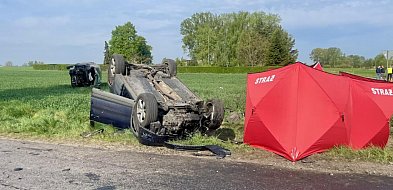 Tragedia na drodze w powiecie poddębickim. Nie żyje 27-letni kierowca