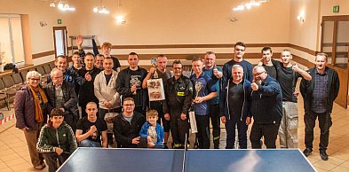 Gminny Turniej Tenisa Stołowego o Puchar Burmistrza Uniejowa. Kto najlepszy? [FOTO