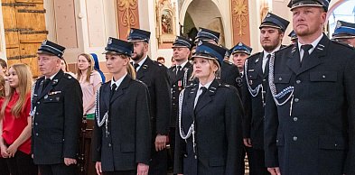 Dzień Strażaka w Uniejowie. Uroczysty przemarsz druhów [ZDJĘCIA]