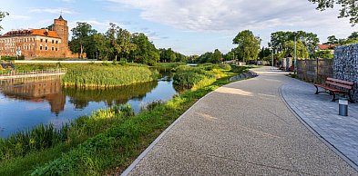Gmina Uniejów ze wsparciem finansowym! Ponad 330 tysięcy złotych na inwestycje