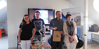 „Klub seryjnych morderców”  zagościł w uniejowskiej bibliotece