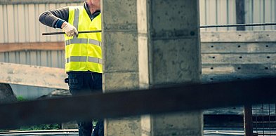Z czego budować nowoczesną halę przemysłową? Sprawdź rozwiązania CS Construction