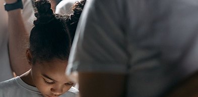 Socjoterapia dla dzieci i młodzieży - profesjonalne wsparcie w procesie odbudowy k