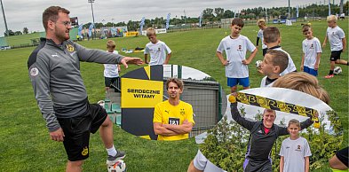 Trenerzy Borussii Dortmund w Uniejowie. Euzebiusz Smolarek otworzył trening