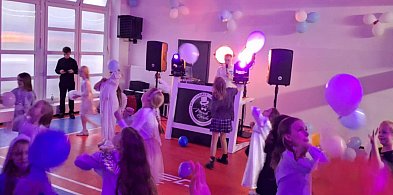 Parafia w Uniejowie zaprasza na Bal wszystkich świętych-17226