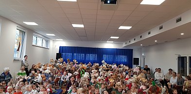 Światowy Dzień Pluszowego Misia obchodzono w uniejowskim przedszkolu-17543