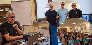 Pasja, która łączy kontynenty. Spotkanie z krótkofalowcem Piotrem Osiewalskim